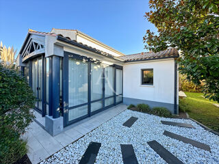  Maison  vendre 6 pices 217 m