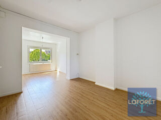  Appartement à louer 2 pièces 47 m²