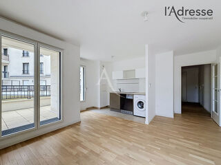 Vente Appartement SURESNES/ Place de la Halle - Appartement 2 pièces 42m² - 1 Terrasse - 1 Parking Suresnes