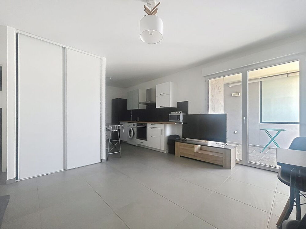 Studio meublé 30 m² - Terrasse et place de stationnement- Résidence sécurisée