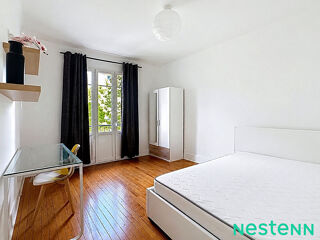  Appartement à louer 5 pièces 120 m²