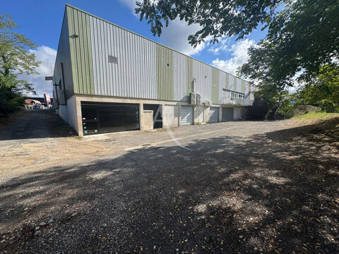   Local commercial Saint Gervais La Foret 135 m2 
