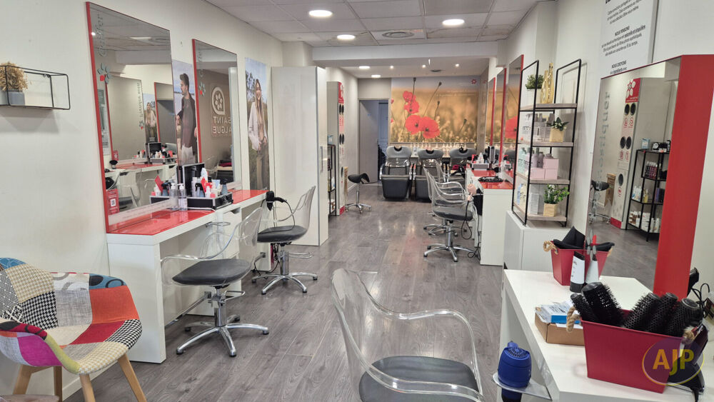   Local commercial Montaigu Vendee 58 m2 Montaigu vendee