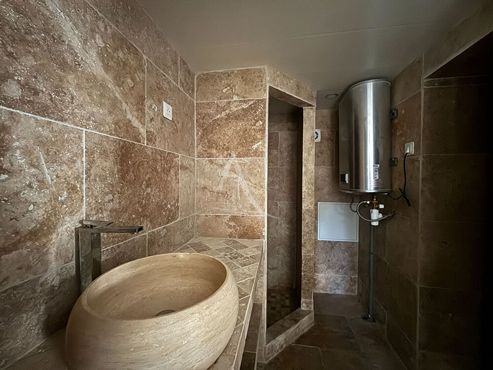 Appartements dans un pavillon divisé en deux appartements à Herblay Sur Seine.