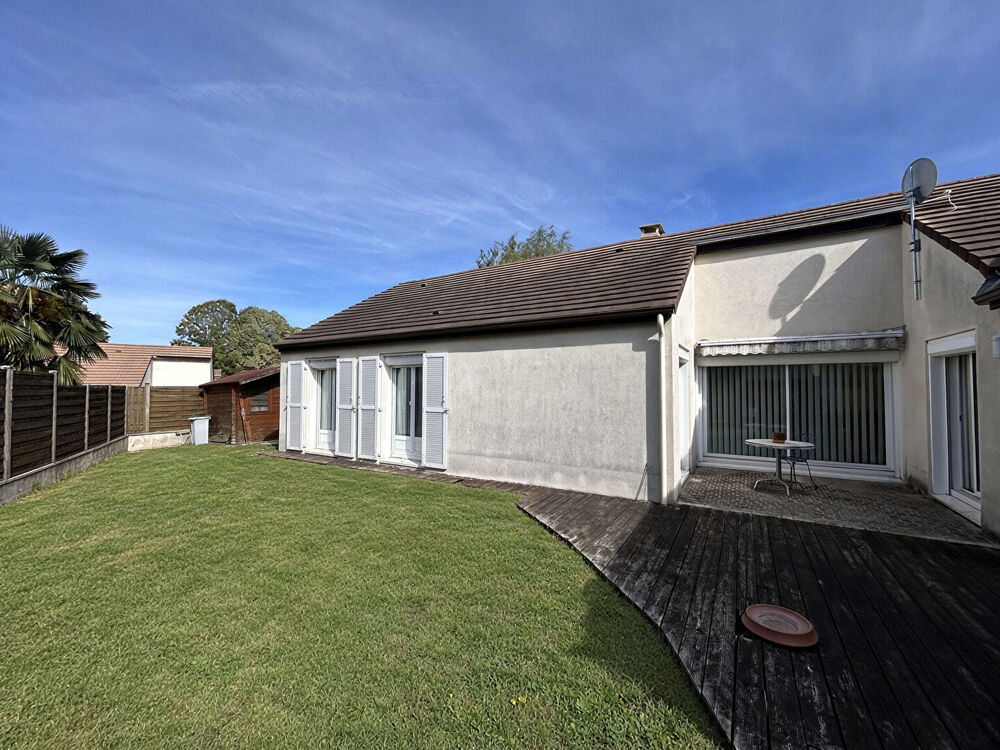 Vente Maison Saint-Thibault-des-Vignes ? Maison de plain-pied 4 chambres avec séjour cathédrale, au calme d'une impasse Saint thibault des vignes