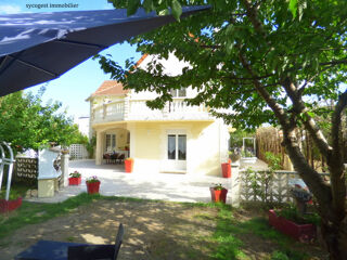  Villa � vendre 11 pi�ces 315 m�