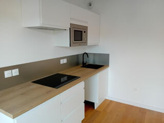  Appartement à louer 1 pièce 33 m²