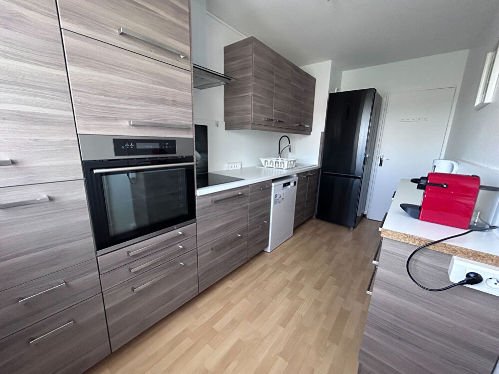 Location Appartement Appartement en colocation à Melun 4 pièce(s) 81 m2 Melun