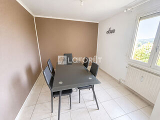  Appartement à vendre 4 pièces 77 m²
