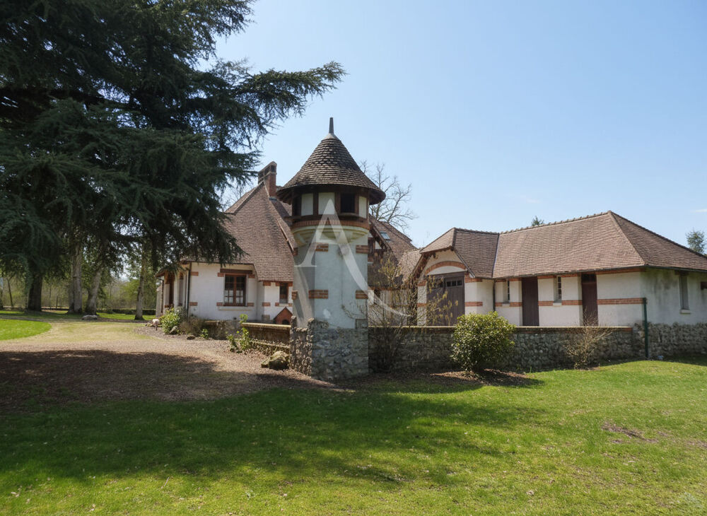 Maison 8 pièces 194 m² · à Salbris · 194 m² · 472 500 €