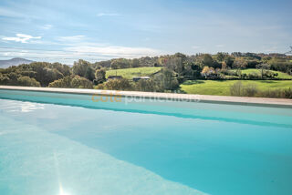  Maison � vendre 8 pi�ces 198 m�