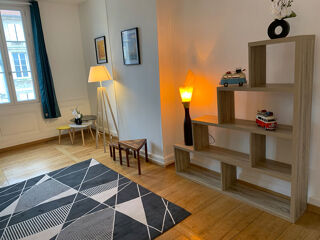  Immeuble � vendre 9 pi�ces 208 m�