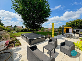  Maison  vendre 6 pices 174 m