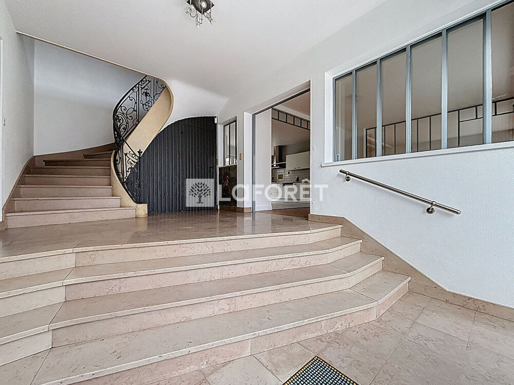 Maison 8 pièces 210 m² · à Vitry le Francois · 210 m² · 249 500 €