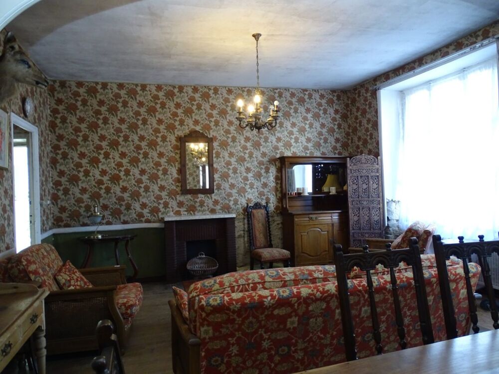 Vente Maison COTES D'ARMOR Saint Nicolas du Pélem, maison mitoyenne de 7 chambres au centre du village Saint nicolas du pelem