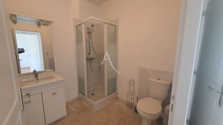  Appartement à louer 3 pièces 66 m²