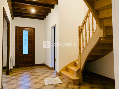  Maison � louer 8 pi�ces 185 m� Burie