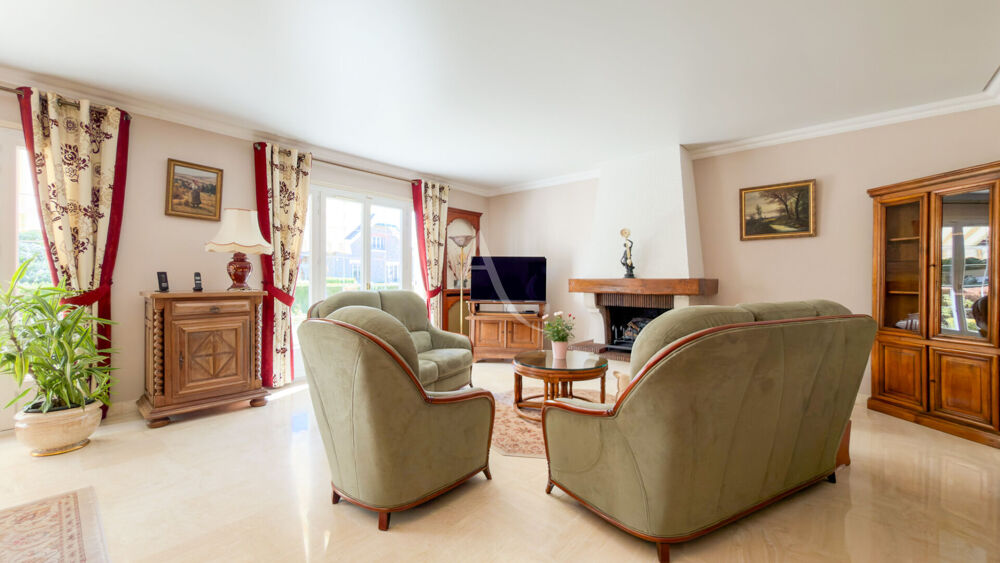 Vente Maison Belle propriété de 7 pièces de 160 m2. Montgeron