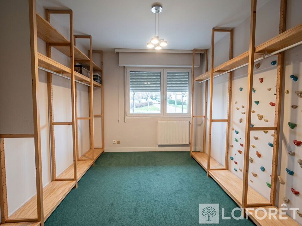 Vente Maison Maison Valentigney 10 pièce(s) 215 m2 Valentigney