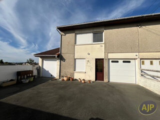 Vente Maison Maison Cholet 6 pièce(s) 109 m2 Cholet