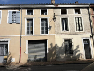  Parking / Garage à vendre 1 pièce 149 m²