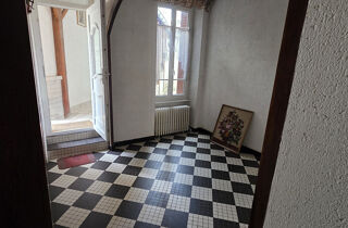  Immeuble à vendre 11 pièces 320 m²