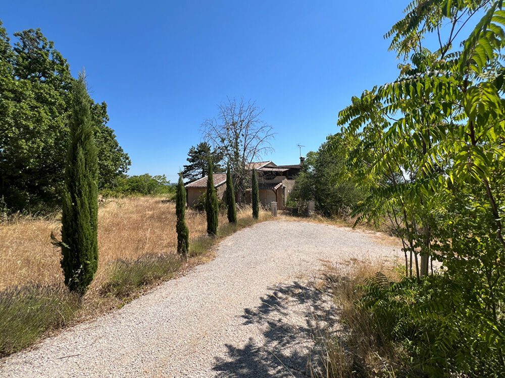 Maison avec vue dominante, Cadre campagne