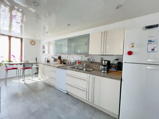  Maison  vendre 7 pices 175 m