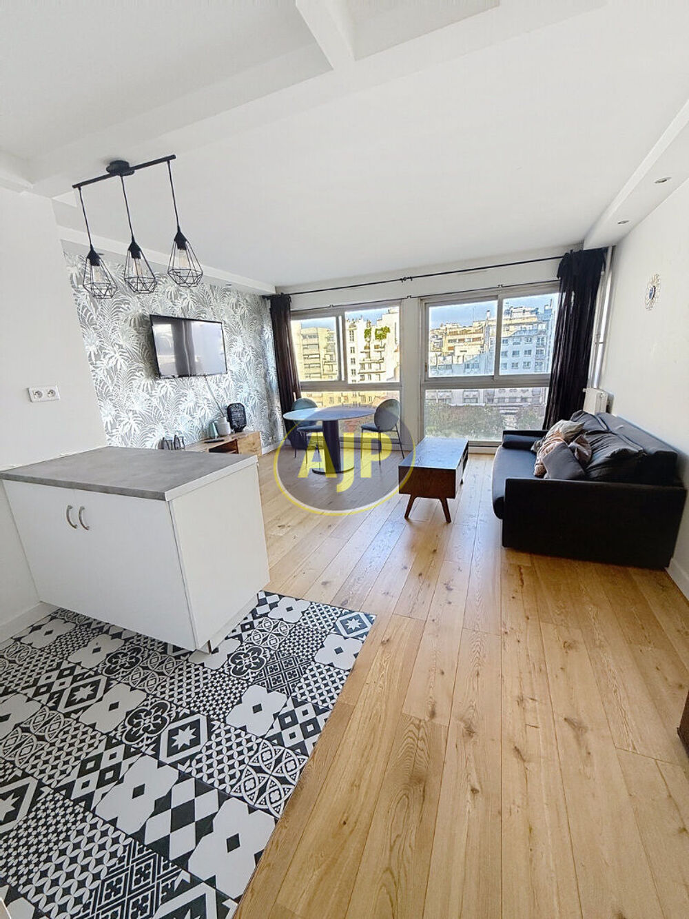 Vente Appartement PARIS 15ème 2 pièces. Paris 15
