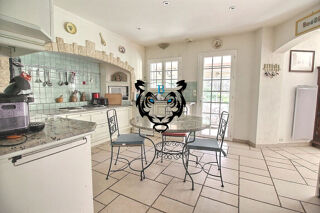  Maison  vendre 5 pices 206 m