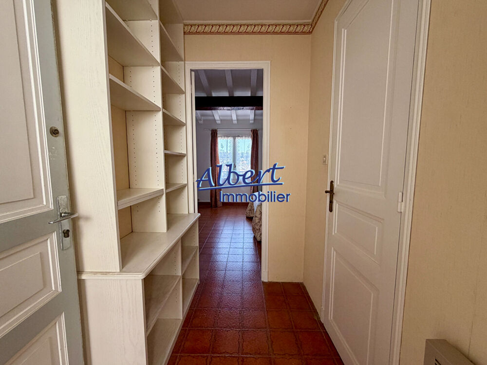 Vente Appartement Appartement T1 à vendre à Sanary-sur-Mer - Dernier étage, bon état Sanary sur mer