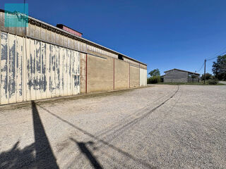   Entrepôt 404m2 avec grand terrain de 3000m2 à louer à Ségreville 31460 Segreville