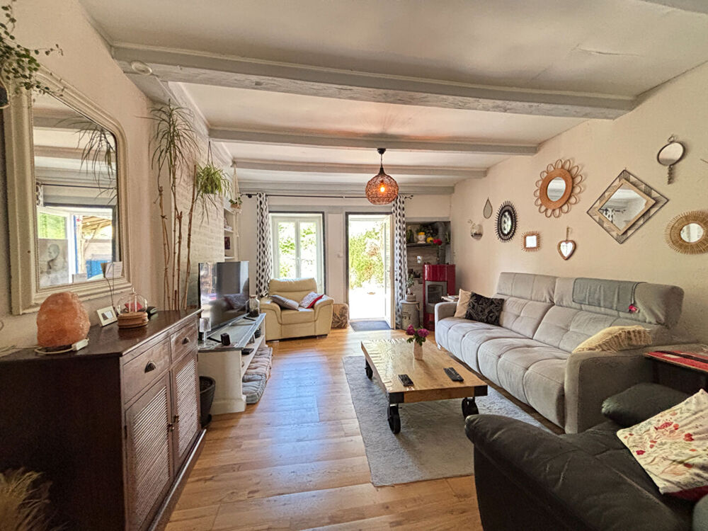 Vente Maison Maison de Caractère de Trois Chambres avec Jardin et Grange Champagne mouton