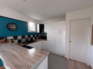  Maison  vendre 6 pices 170 m