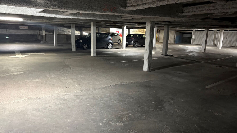 Vente Parking/Garage Parking sécurisé rue de la Clef Lille