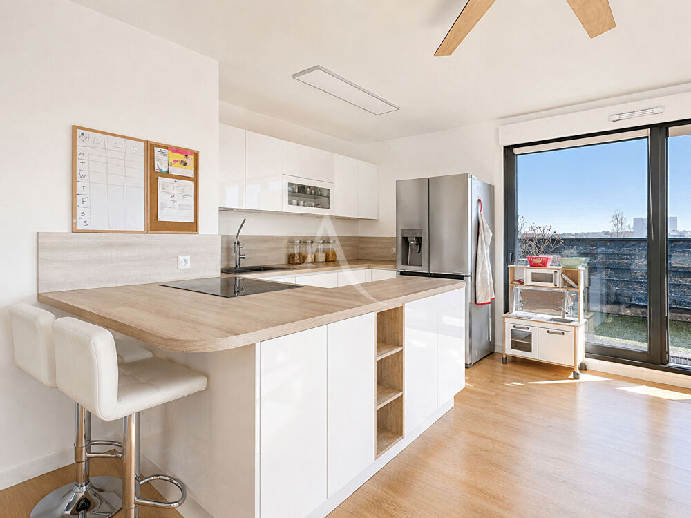 Vente Appartement Appartement 3 pièces de 72 m² avec terrasse de 42m2  -SUD -vue Tour eiffel - Colombes Colombes