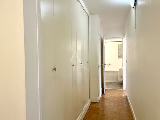  Appartement à louer 2 pièces 50 m²