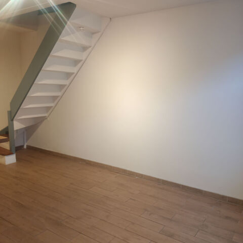  A LOUER - Maison de ville Maison - 2 pi�ce(s) - 47 m�