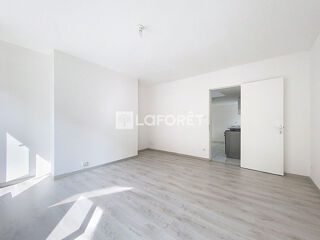  Appartement à louer 3 pièces 68 m²