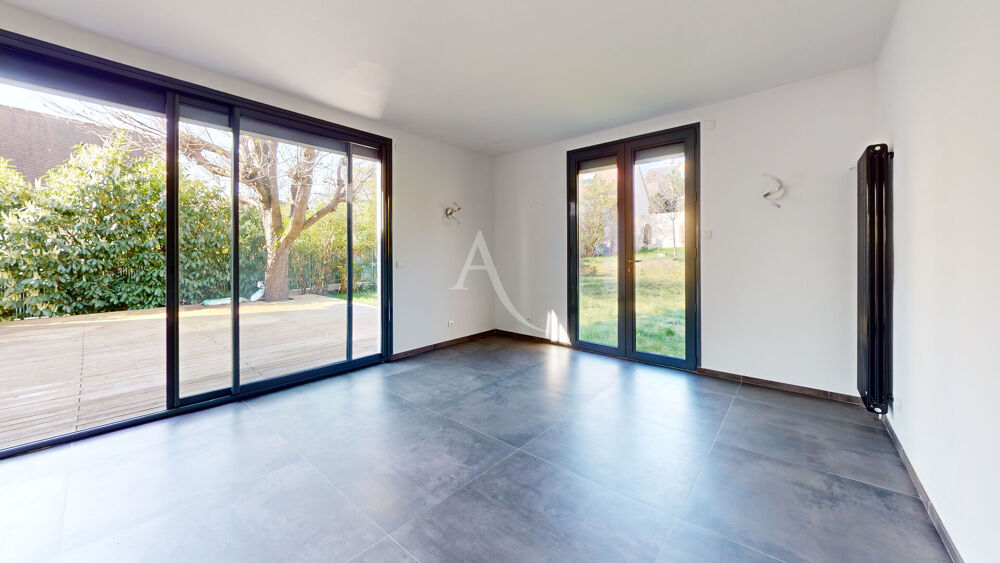 � vendre  Maison Le Mesnil-le-Roi (78600)