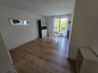  Appartement à louer 2 pièces 44 m²