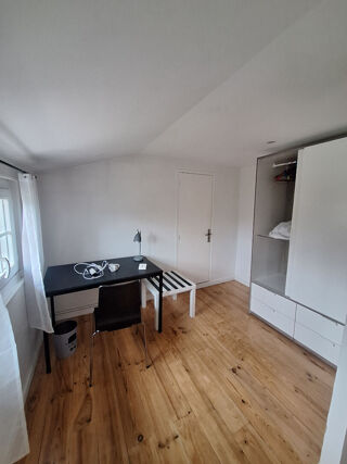  Appartement à louer 1 pièce 19 m²