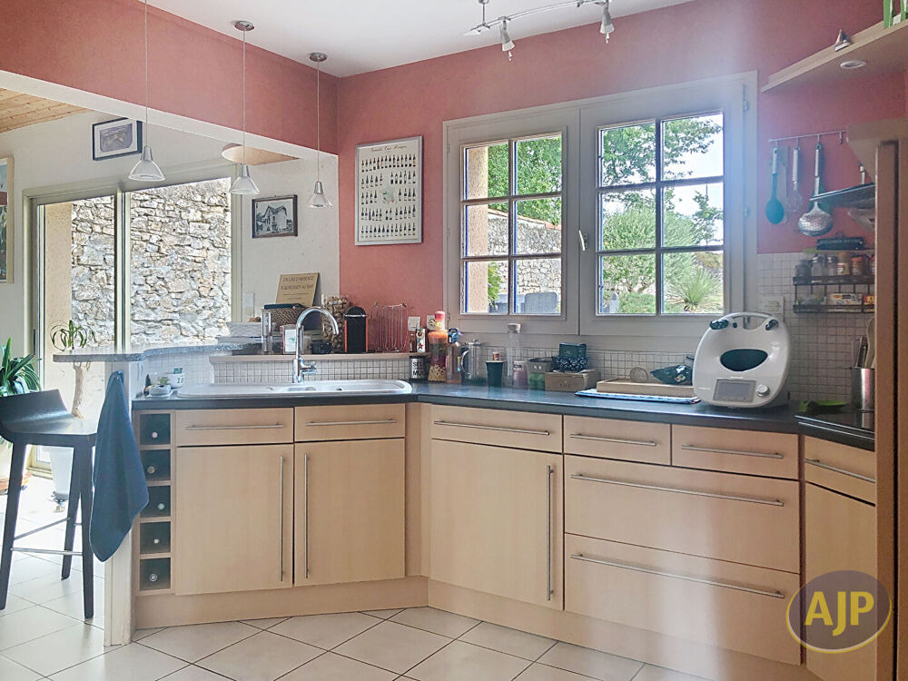 Vente Maison Maison familiale avec piscine, au calme à Cholet Cholet