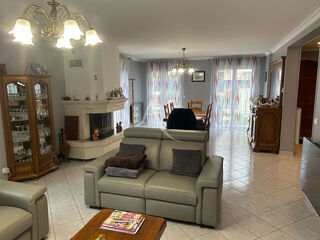  Maison à vendre 7 pièces 166 m²