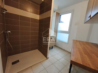  Appartement à louer 3 pièces 53 m²