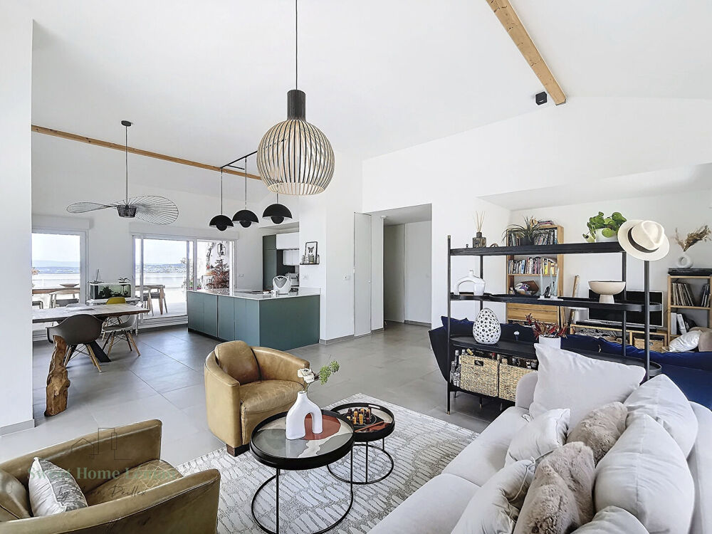 EVIAN - ATTIQUE de 149m² + terrasse 145m² et vue lac panoramique