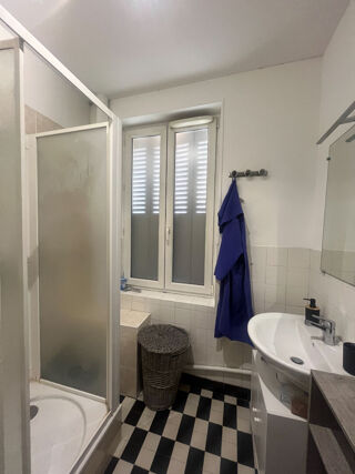  Appartement à louer 3 pièces 68 m²
