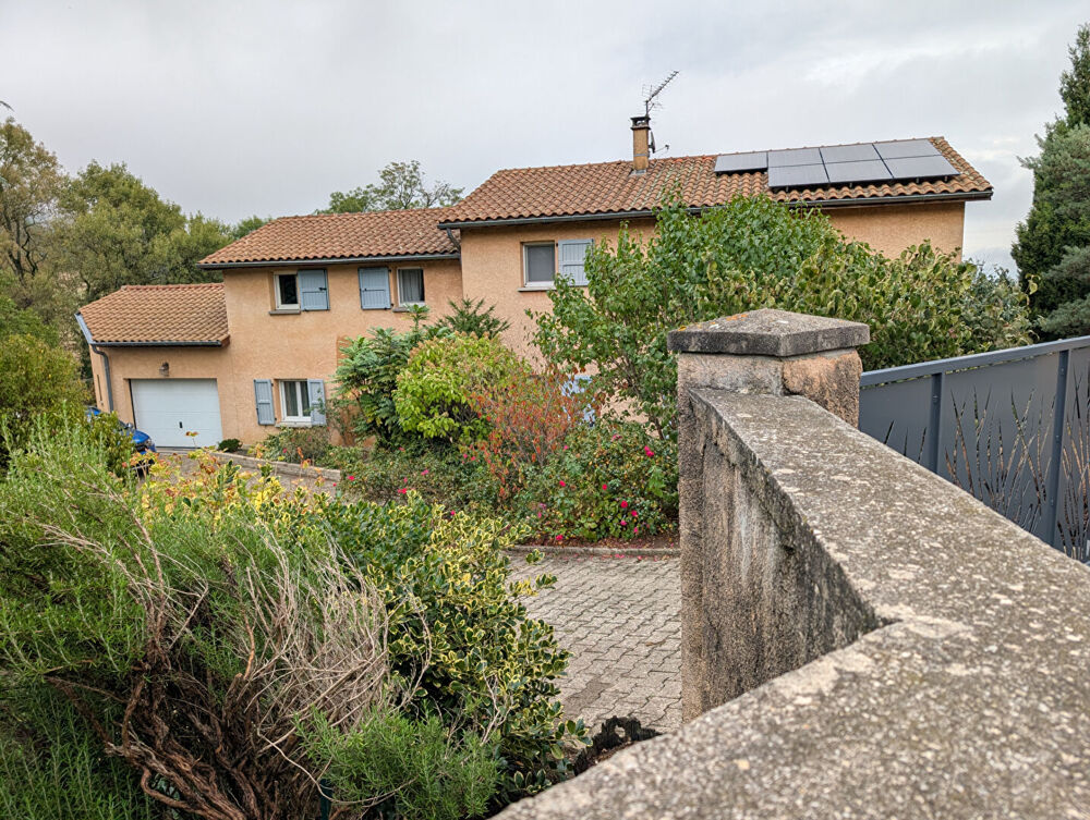 Vente Maison CHUYER : MAISON DE 207 M² SUR TERRAIN DE 1300 M2 Chuyer