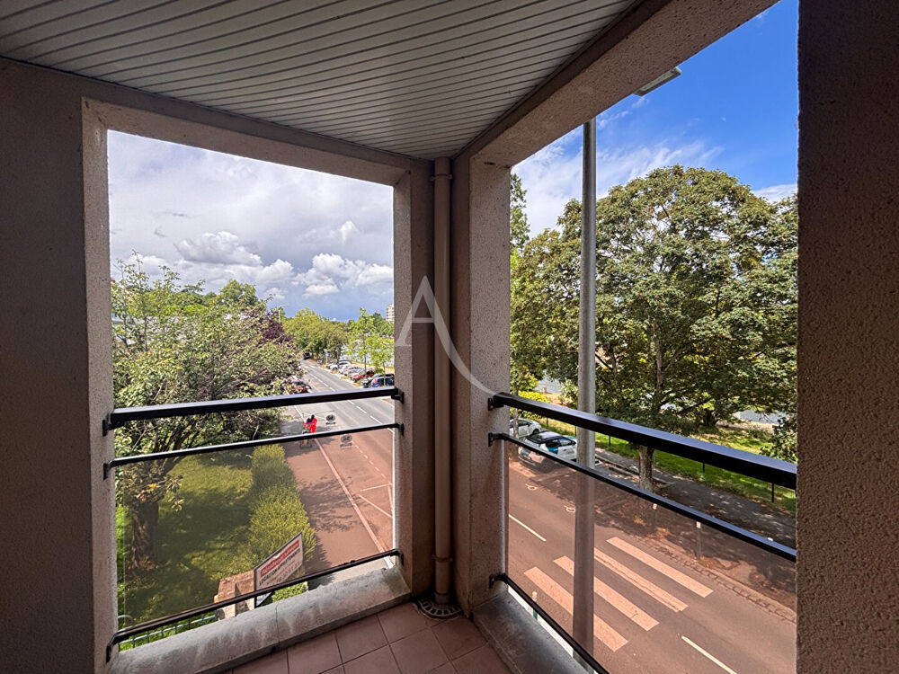 Appartement - studio résidence sénior avec vue sur la Mayenne