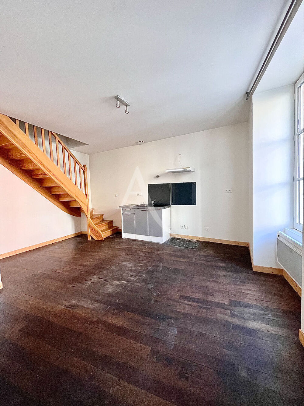 Maison Montmorillon 7 pièces 204 m2